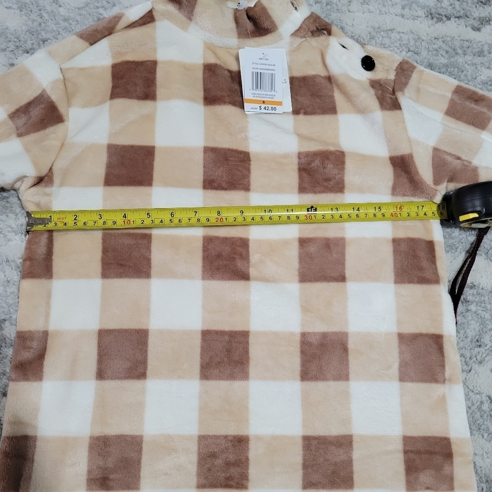Plaid Button-Shoulder Sweater - Picture 7 of 10